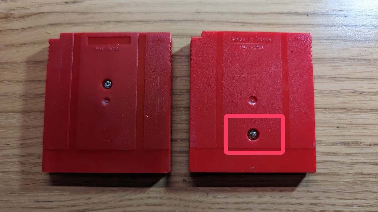 Comparison back of two gameboy carts